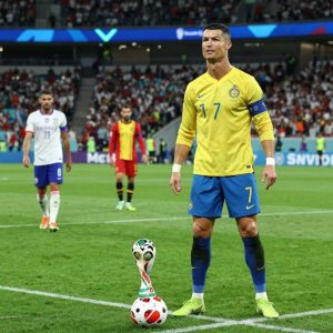 Ronaldo khép lại kỷ World Cup, Bỉ loại Mỹ khỏi sân nhà